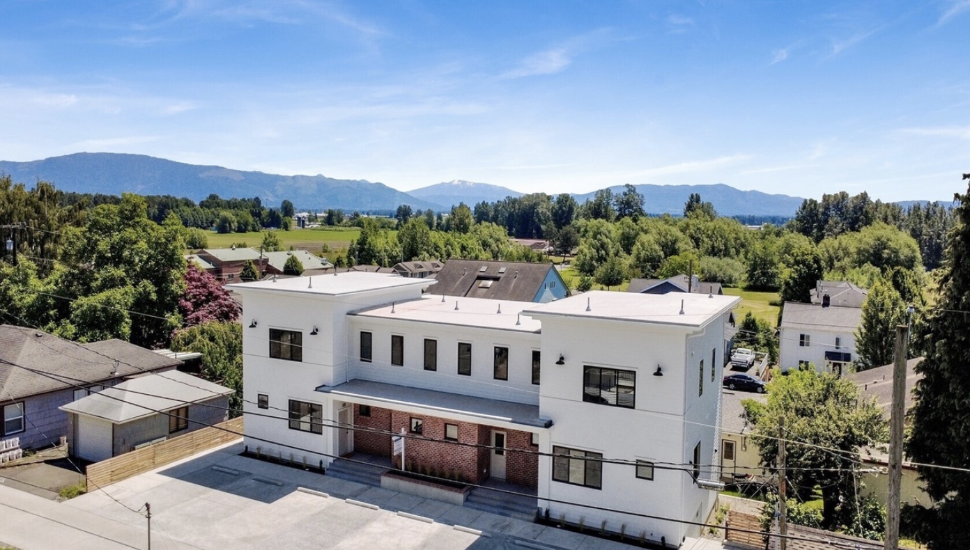 Holland Lofts with the mountains beyond