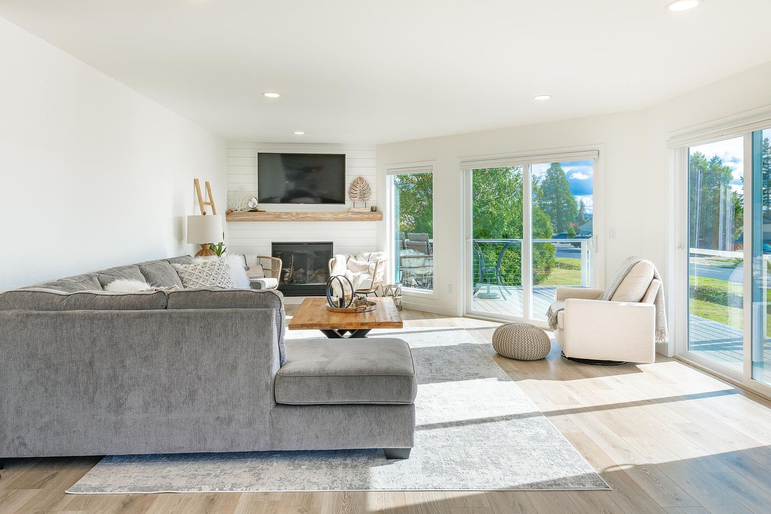 Bright open living room at Starfish House